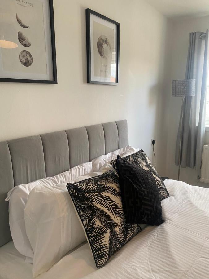 Inverness City Apartments - Modern & Bright Apartment Close To Raigmore Hospital & Shops Inshes 외부 사진